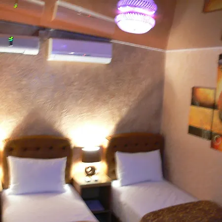 Dibhotel Aparthotel *