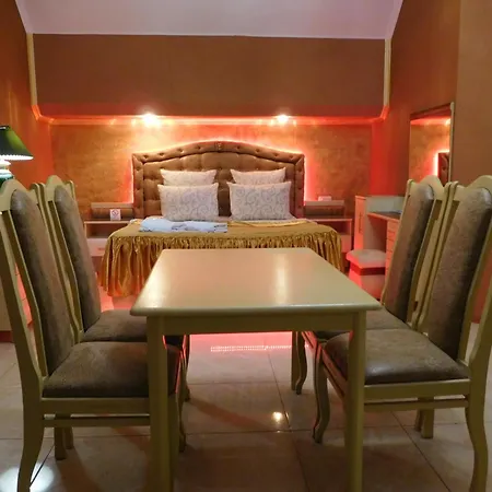 Dibhotel Aparthotel *